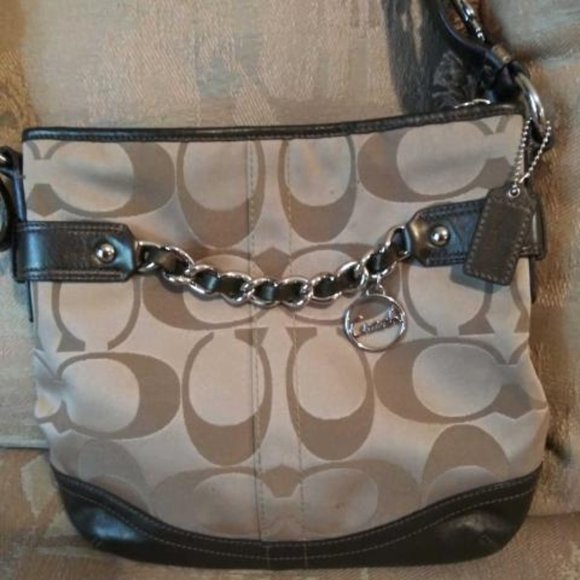 Coach Handbags - Women's Authentic Coffee Leather Cream Coach Bag